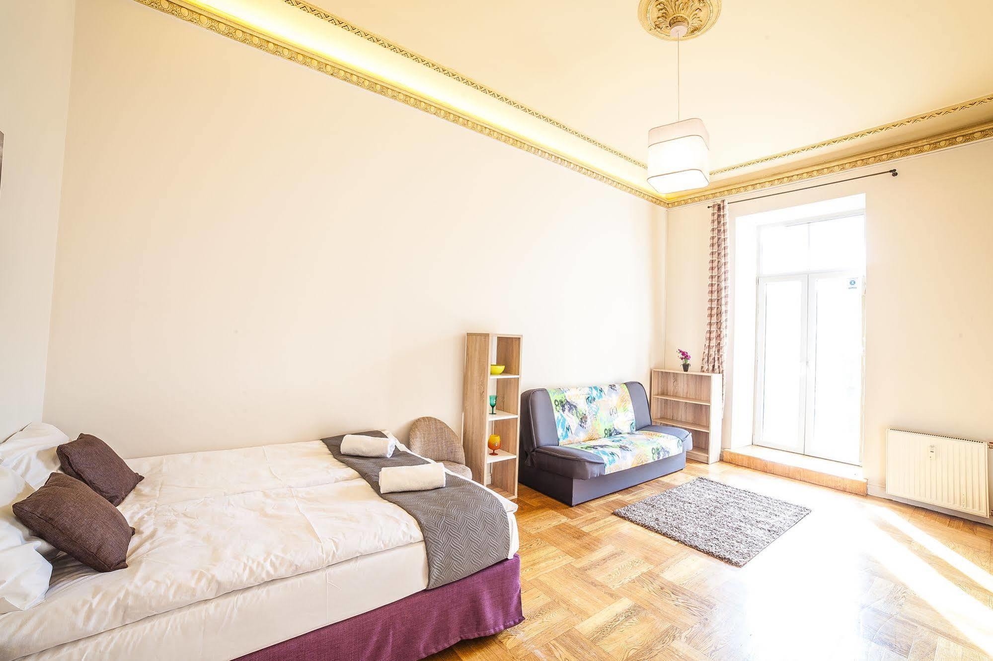 Mosaic Center Apartments ريغا المظهر الخارجي الصورة